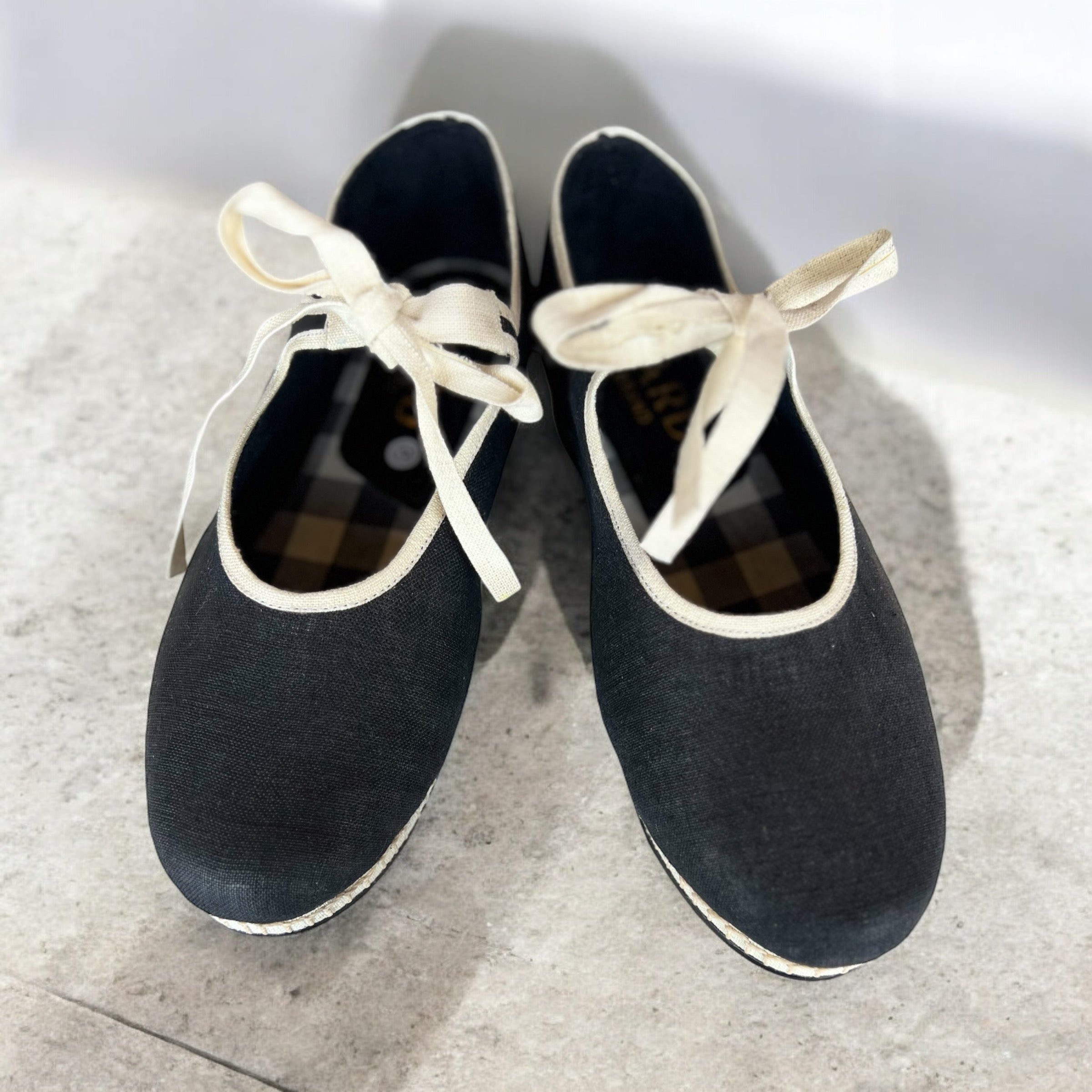 800 Mary Jane lino negro