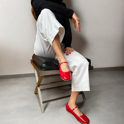 850 Mary Jane Red