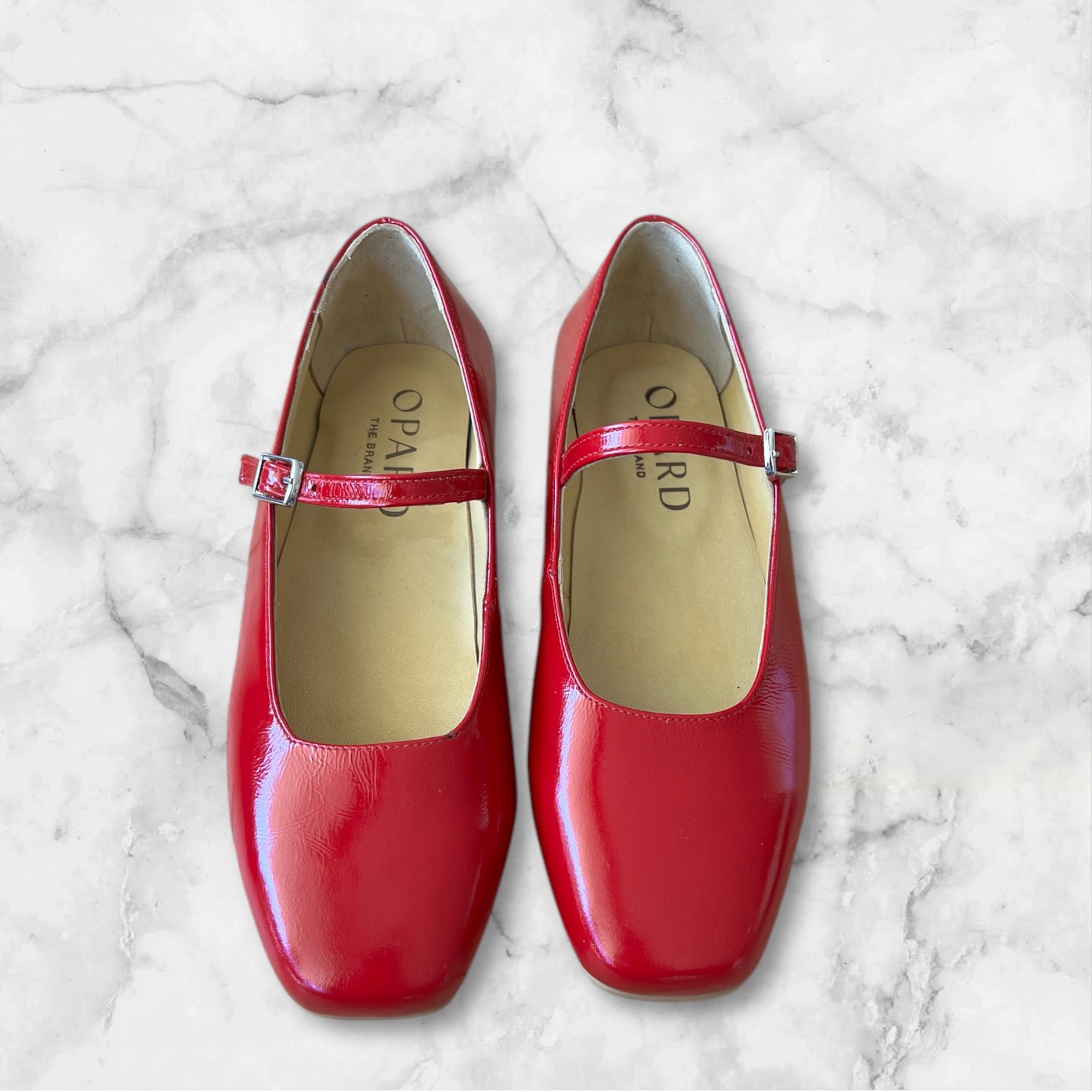 850 Mary Jane Red