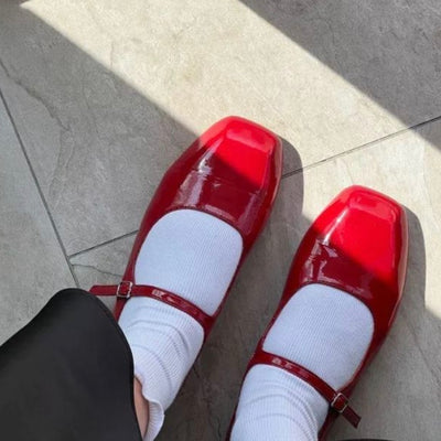 850 Mary Jane Red